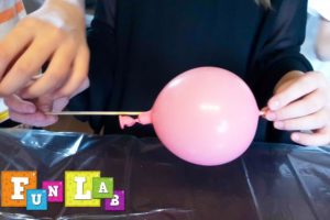 szaszłyk balonowy urodzinki z eksperymentami